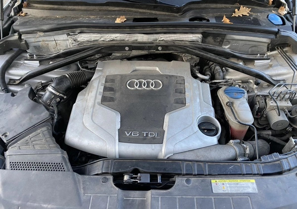 Audi Q5 cena 43900 przebieg: 246232, rok produkcji 2009 z Radków małe 466